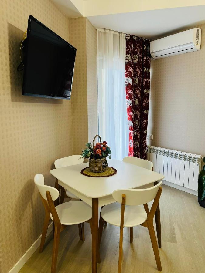 Aura Apartment Kutaisi Exterior foto