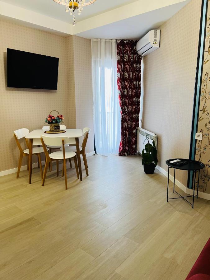Aura Apartment Kutaisi Exterior foto