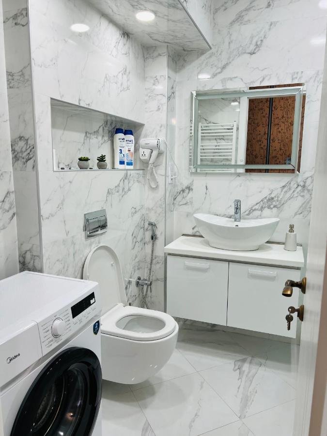 Aura Apartment Kutaisi Exterior foto